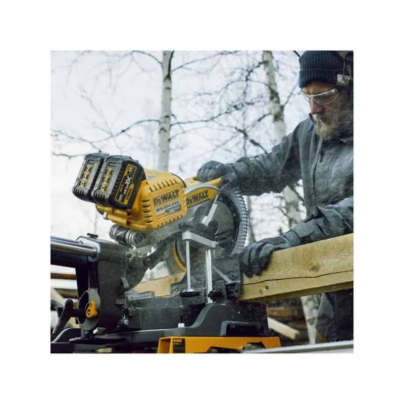 dewalt-scie-a-onglet-radiale-o305mm-xr-flexvolt-18-54v-dhs780n-solo.jpg dewalt-scie-a-onglet-radiale-o305mm-xr-flexvolt-18-54v-dhs780n-solo.jpg